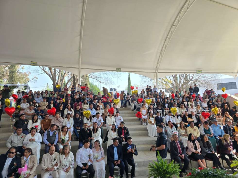 "Hoy festejamos las Bodas del Bicentenario"