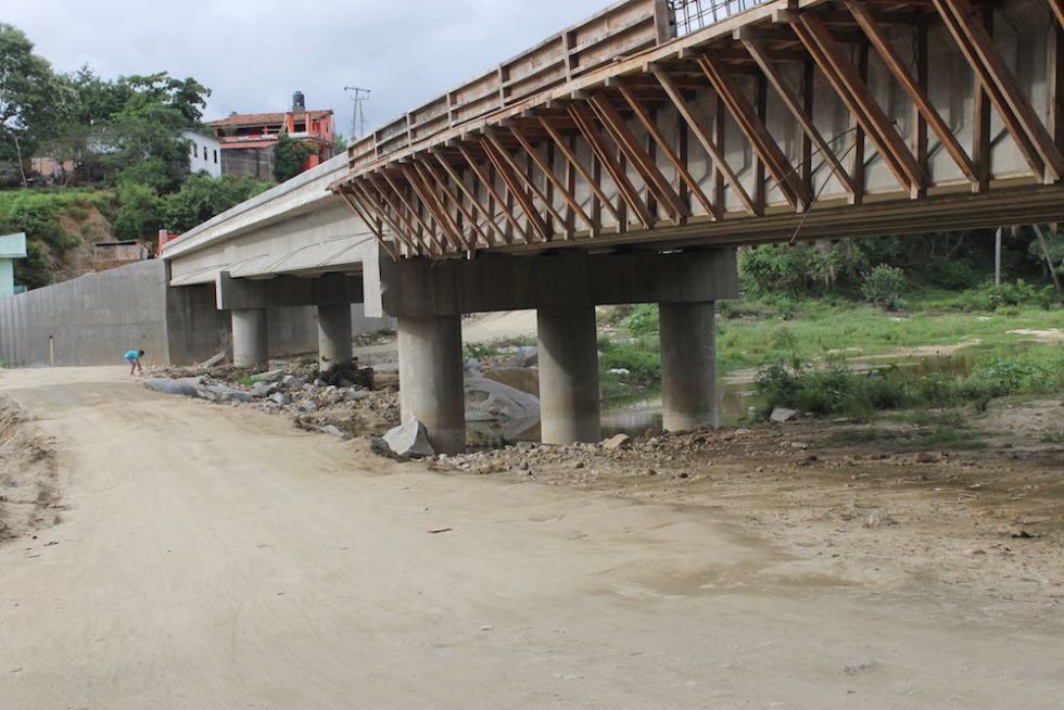 Urgen en Costa Chica que se restauren puentes destruidos por las lluvias