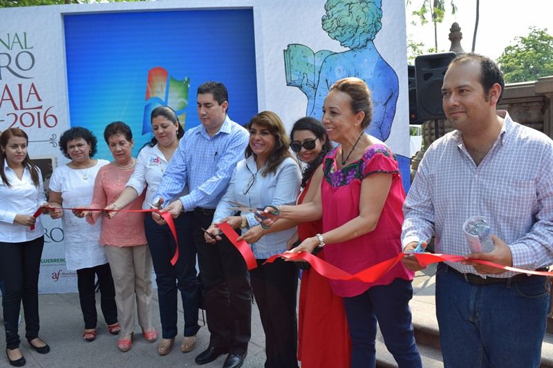 Inauguran la Primeria Feria Nacional del Libro en Iguala 