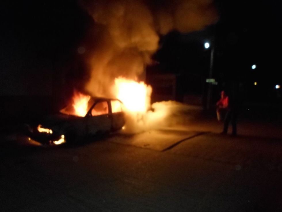 Se incendia misteriosamente vehículo de ex director de Tránsito 