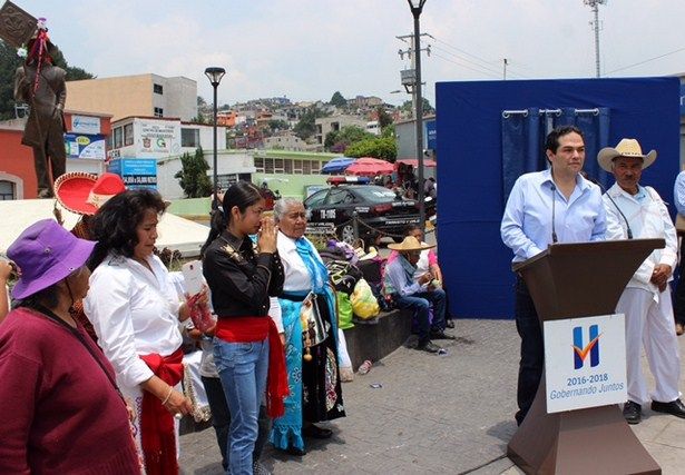 Inseguridad a la alza en Huixquilucan; alcalde Enrique Vargas y 9 regidores en Rusia y París