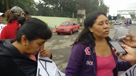 Padres de familia exigen destitución de directora STIC 55 en Chiautla