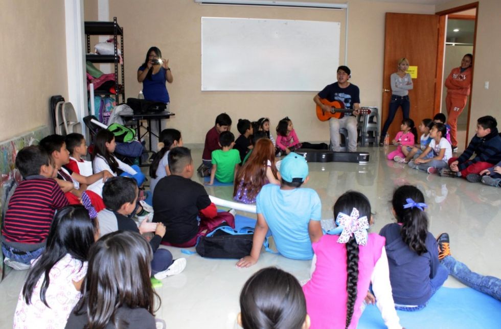 En Texcoco el gobierno municipal atiende a mil niños en cursos de verano