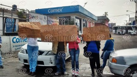 Mujeres bloquean vialidad en Ecatepec en protesta por feminicidios e inseguridad
