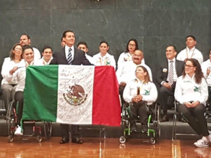 Peña Nieto reconoce logros de atletas paralímpicos en Río