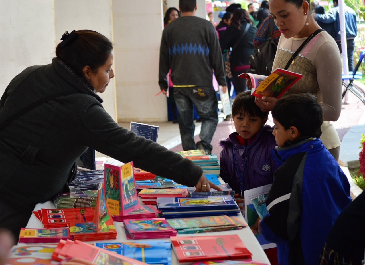 Alistan Octava Feria Municipal del Libro en Chimalhuacán