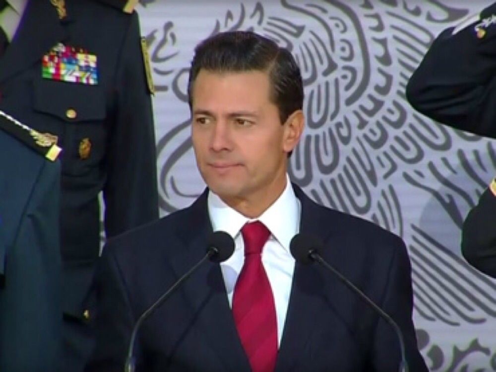 Peña Nieto encabeza aniversario de la Marcha de la Lealtad