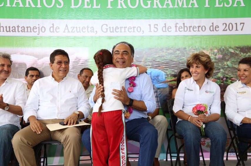 Arranca Astudillo inversión millonaria en Petatlán 
