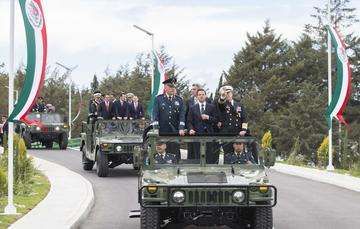 El Presidente Peña Nieto inauguró la Escuela Militar de Sargentos y el Hospital Militar Regional del Campo Militar 25-A. 