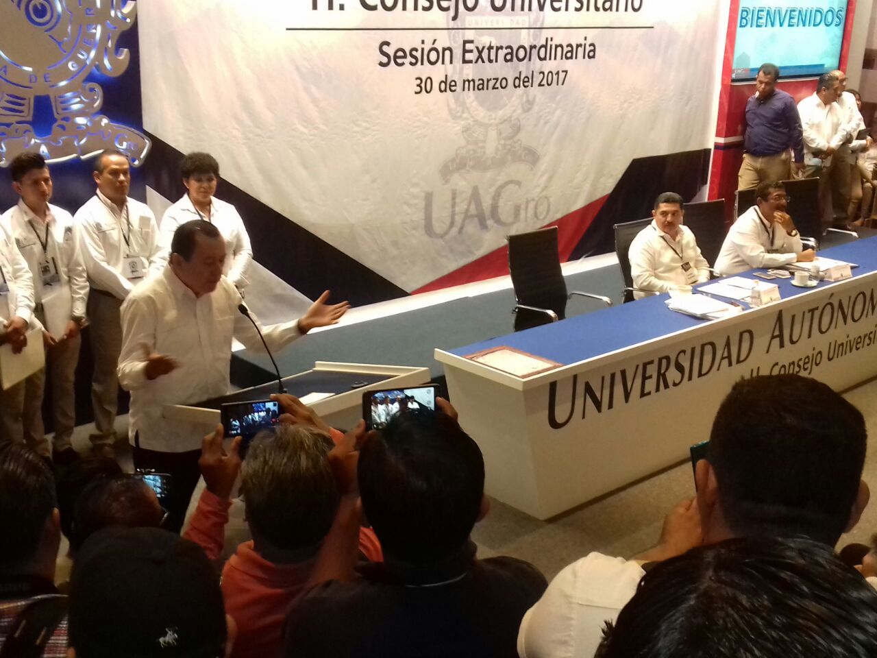 Javier Saldaña, ya es rector electo de la UAGro 