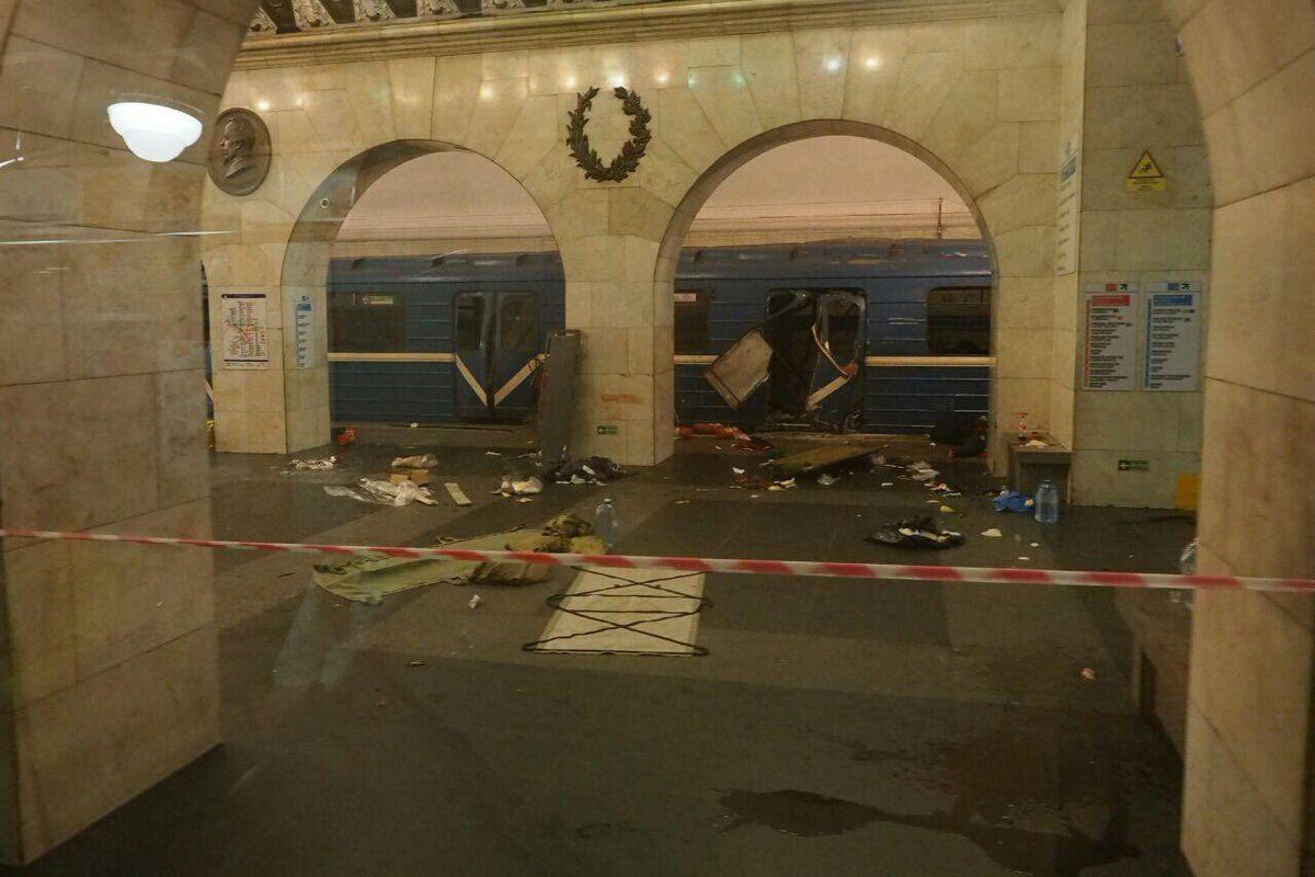 Al menos 9 muertos tras una explosión en el metro de San Petersburgo