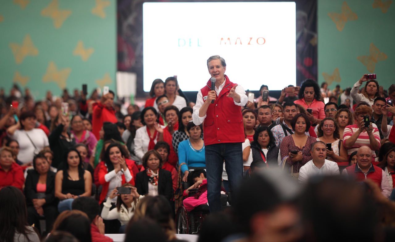 
Impulsará Alfredo Del Mazo Salario Rosa para reconocer el trabajo de amas de casa mexiquenses