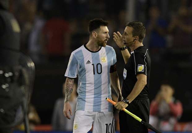 Se le reduciría de cuatro a dos partidos el castigo a Lionel Messi