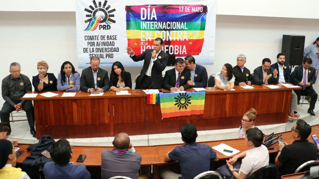 Juan Zepeda impulsará políticas públicas en diversidad sexual 