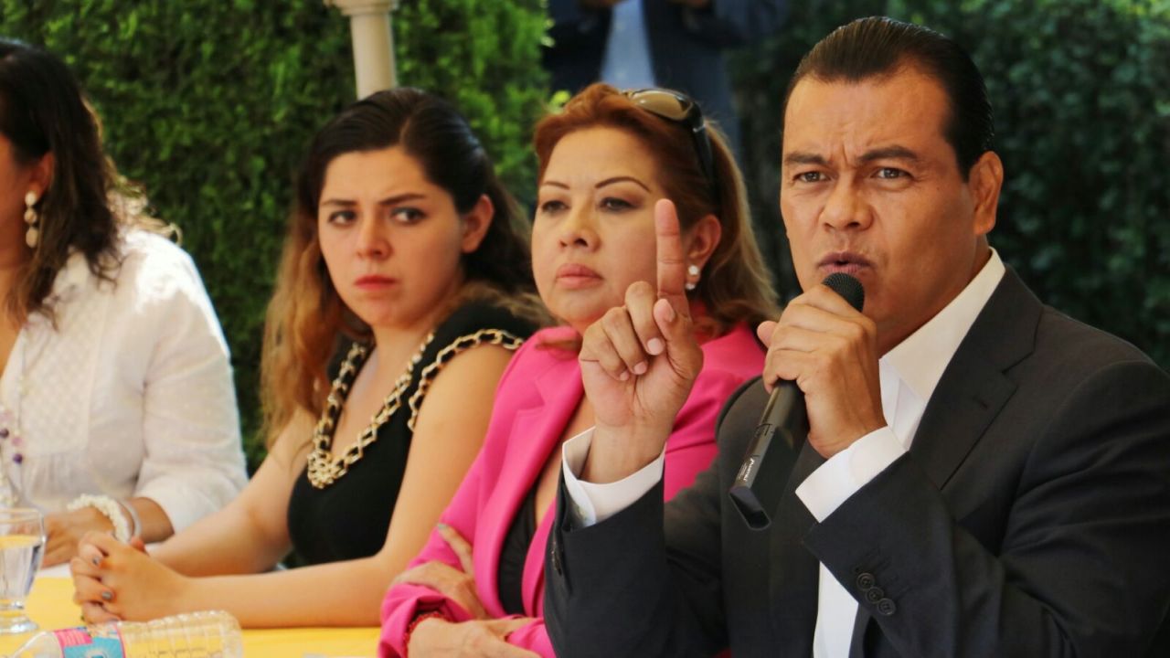 Juan Zepeda se compromete a reabrir casos impunes de feminicios en Edomex
