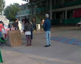 Ante artera tracción de Delfina Gómez al pueblo de la Costa chica, la ciudadanía no sabe dónde votar.