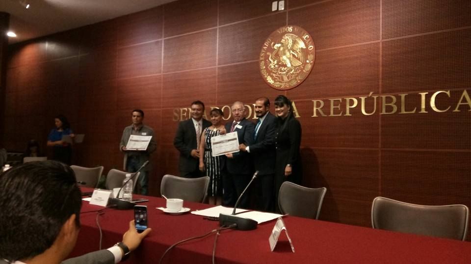 Reconocimiento a Mario Andrés Campa Landeros, director de "diarioalmomento", en el Senado de la República  