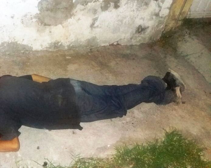 Aparece otro ejecutado con narcomensaje en Los Reyes la Paz