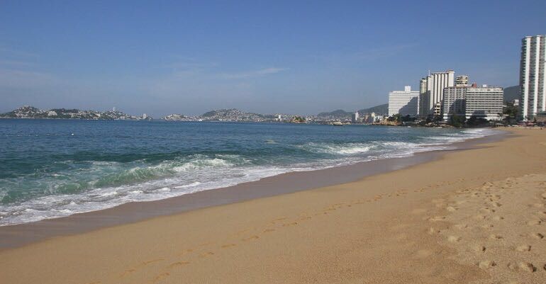 Recertifican cuatro playas
como limpias, en Acapulco