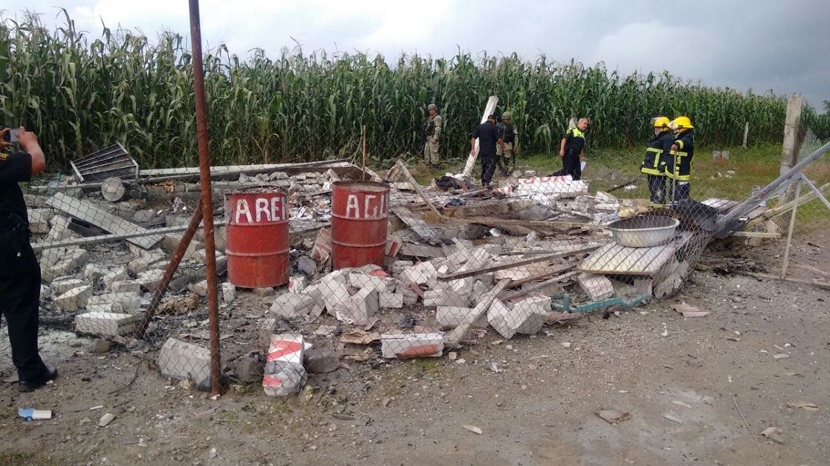 Explosión de polvorín deja  tres lesionados graves en Amecameca