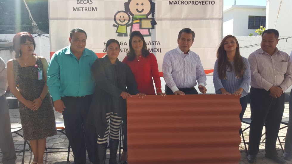 DIF Municipal de Acolman entrega mil 50 despensas del programa estatal CAMEX (Canasta Mexiquense).