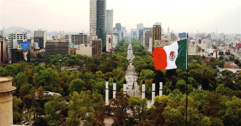 México entre los países del mundo que más turistas recibe
