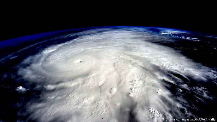 Huracán Irma continúa ganando fuerza rumbo al Caribe
