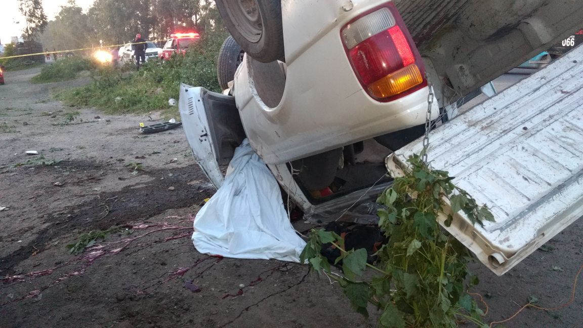 Fatal accidente de unidad móvil del DIF de Atenco  deja una persona muerta