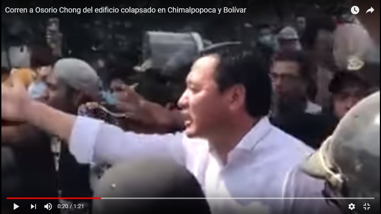 Corren a Osorio Chong de zona de desastre tras sismo en la Ciudad de México