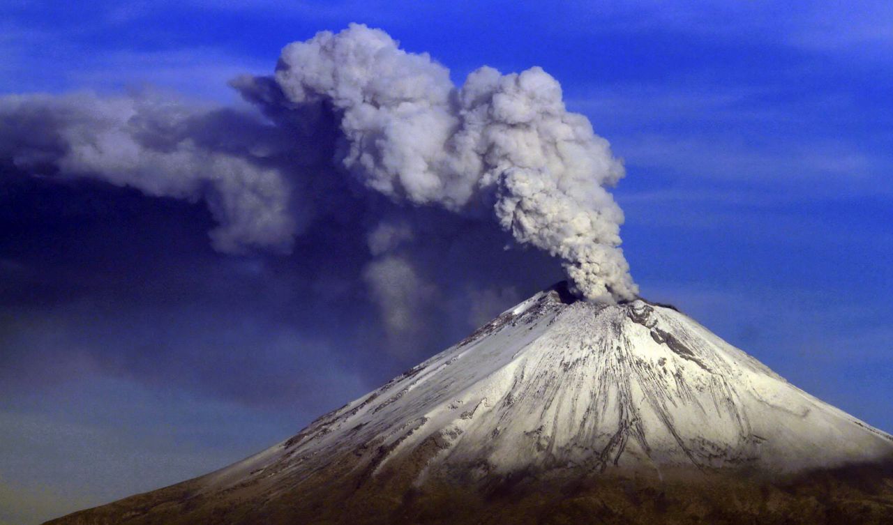 Activo el volcán Popocatépetl, CENAPRED, dice que no hay riesgos