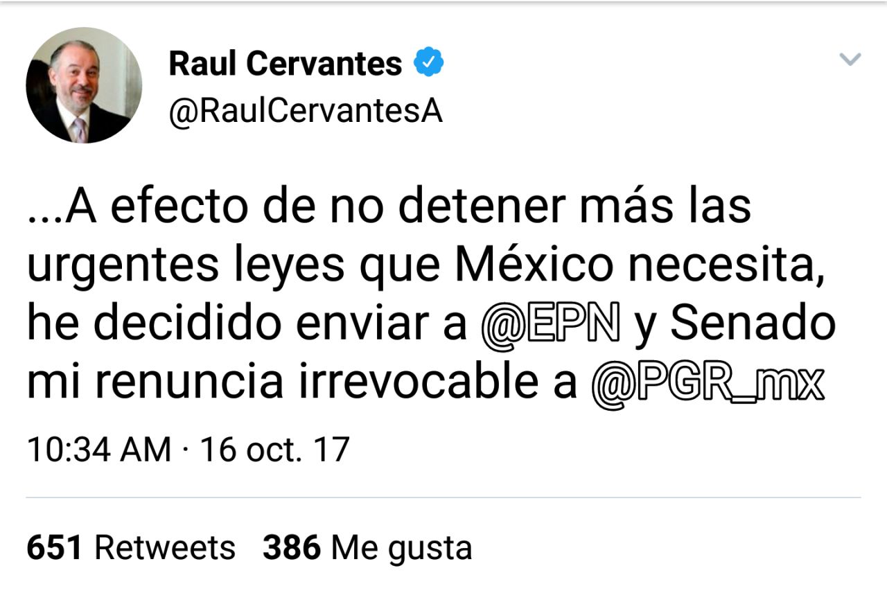 Renuncia Raúl Cervantes a la PGR 