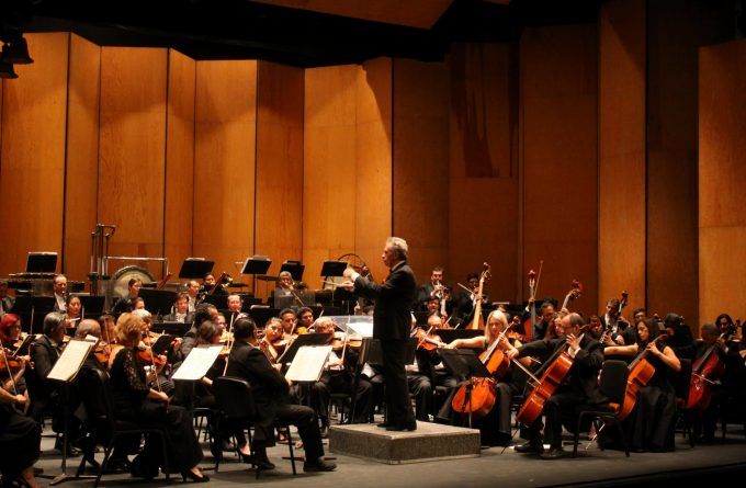 Orquesta Sinfónica del Edomex deleita al público del Cervantino en Guanajuato