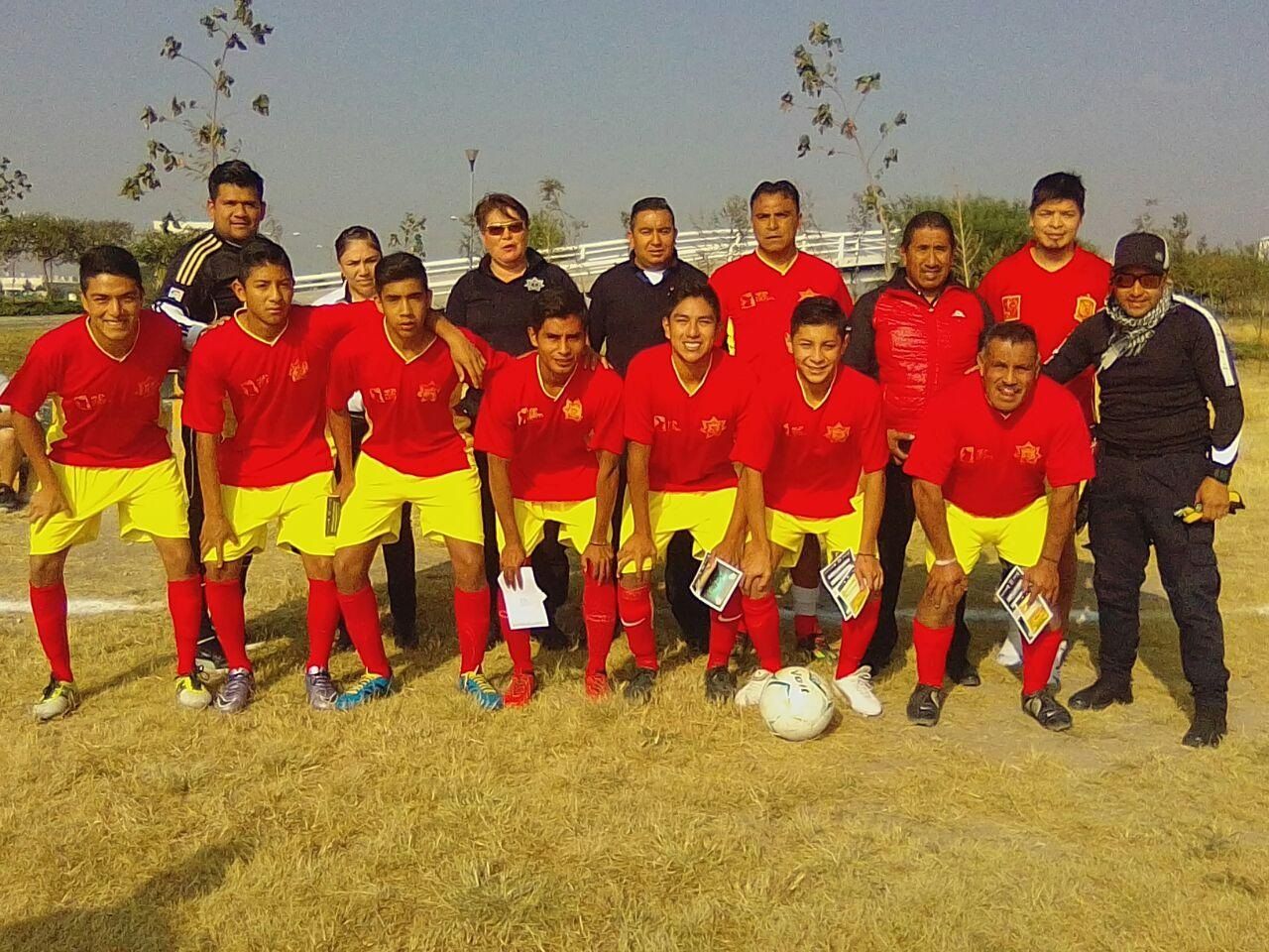  

Avanza con éxito Poli Torneo  de fútbol redes vecinales de seguridad  por cuadra en Nezahualcòyotl
