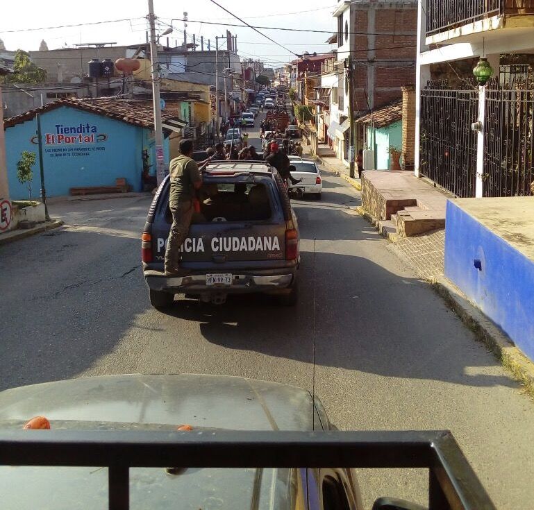 Reanudan operativos de vigilancia
policías ciudadanos en Costa Chica