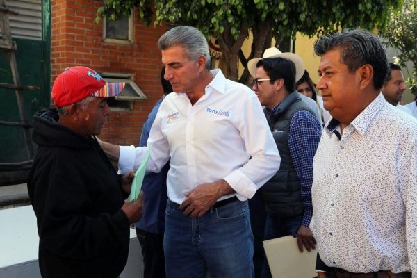 El gobierno de Puebla impulsa la creación de empleos para migrantes en retorno 