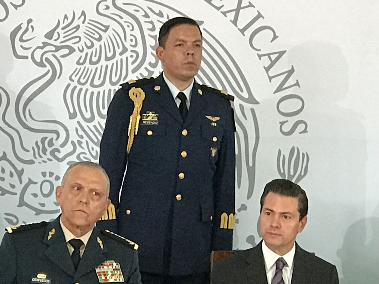 El presidente Enrique Peña Nieto encabezó el 103 aniversario de la Fuerza Aérea Mexicana en la Base de Santa Lucía