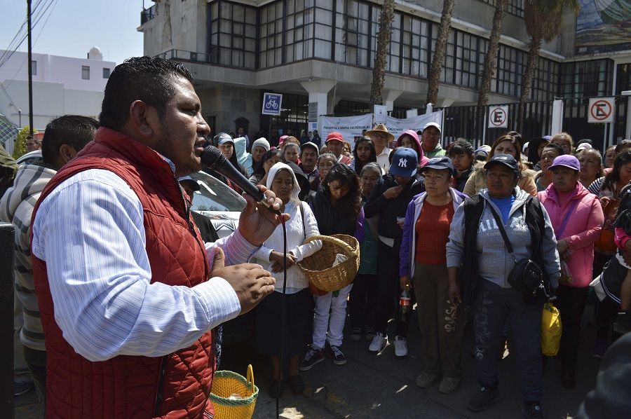 
Ciudadanos presionan a gobierno morenista a cumplir con servicios en Texcoco
