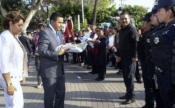 Alcalde anuncia inversión de 9 MDP para más de dos mil jóvenes universitarios texcocanos
