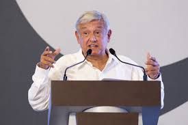 López Obrador pidió  al panista Ricardo Anaya que no le falte al respeto.