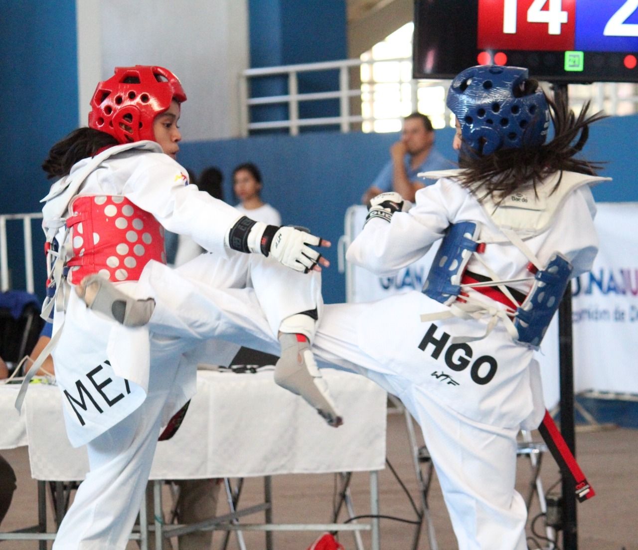 Califican 64 taekwondoines en selectivo regional