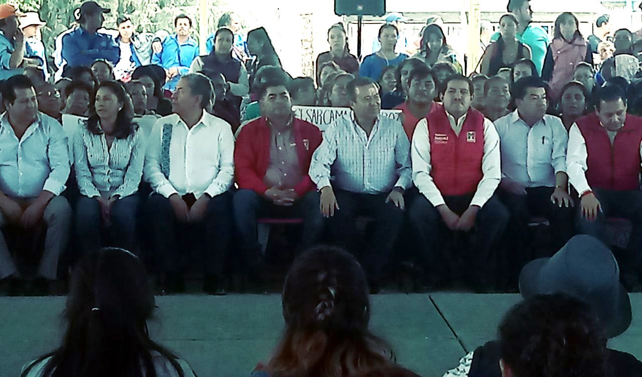 César Camacho Quiroz y Roberto Sánchez Campos visita municipios del Valle de Teotihuacán

