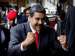 Expulsa Maduro a principales diplomáticos de Estados Unidos en Venezuela