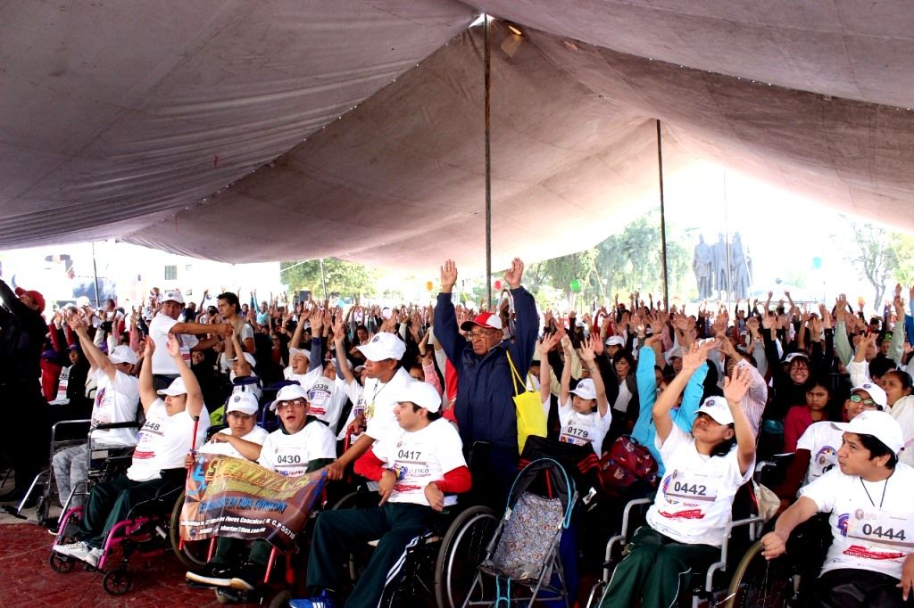 Más de mil 200 discapacitados participan en el gran desafío atlético de inclusión social