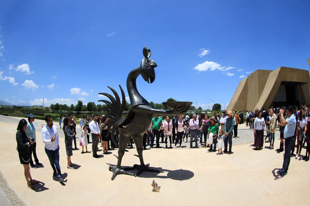 Fue inaugurada la exposición ’Tejedora de sueños’ de Leonora Carrington en el CCMB de Texcoco.

