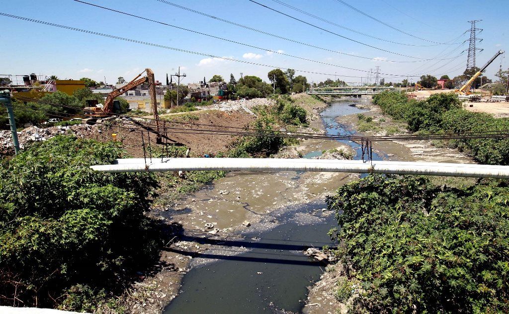 Registran avance de 70% en trabajos en el gran canal de desagüe de Ecatepec 