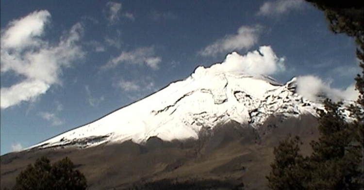 Popocatépetl registra 31 exhalaciones y dos sismos