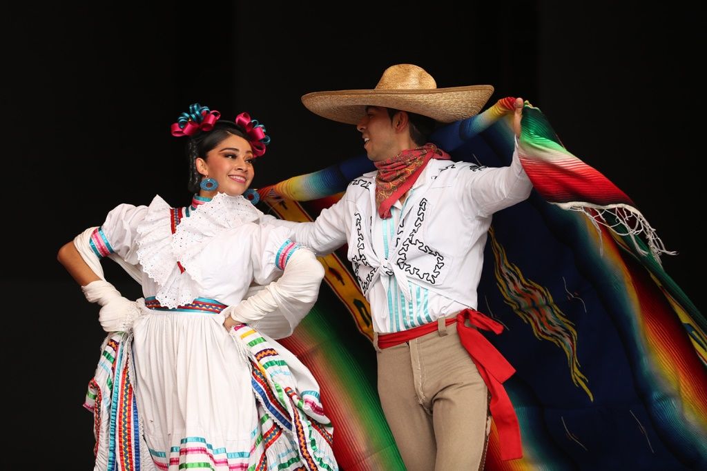 Cierra festival danzatlán 2018