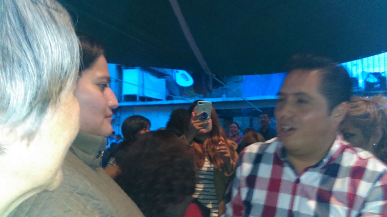 Morena festeja triunfo de AMLO y Fernando Vilchis en Izcalli Jardines Ecatepec 

