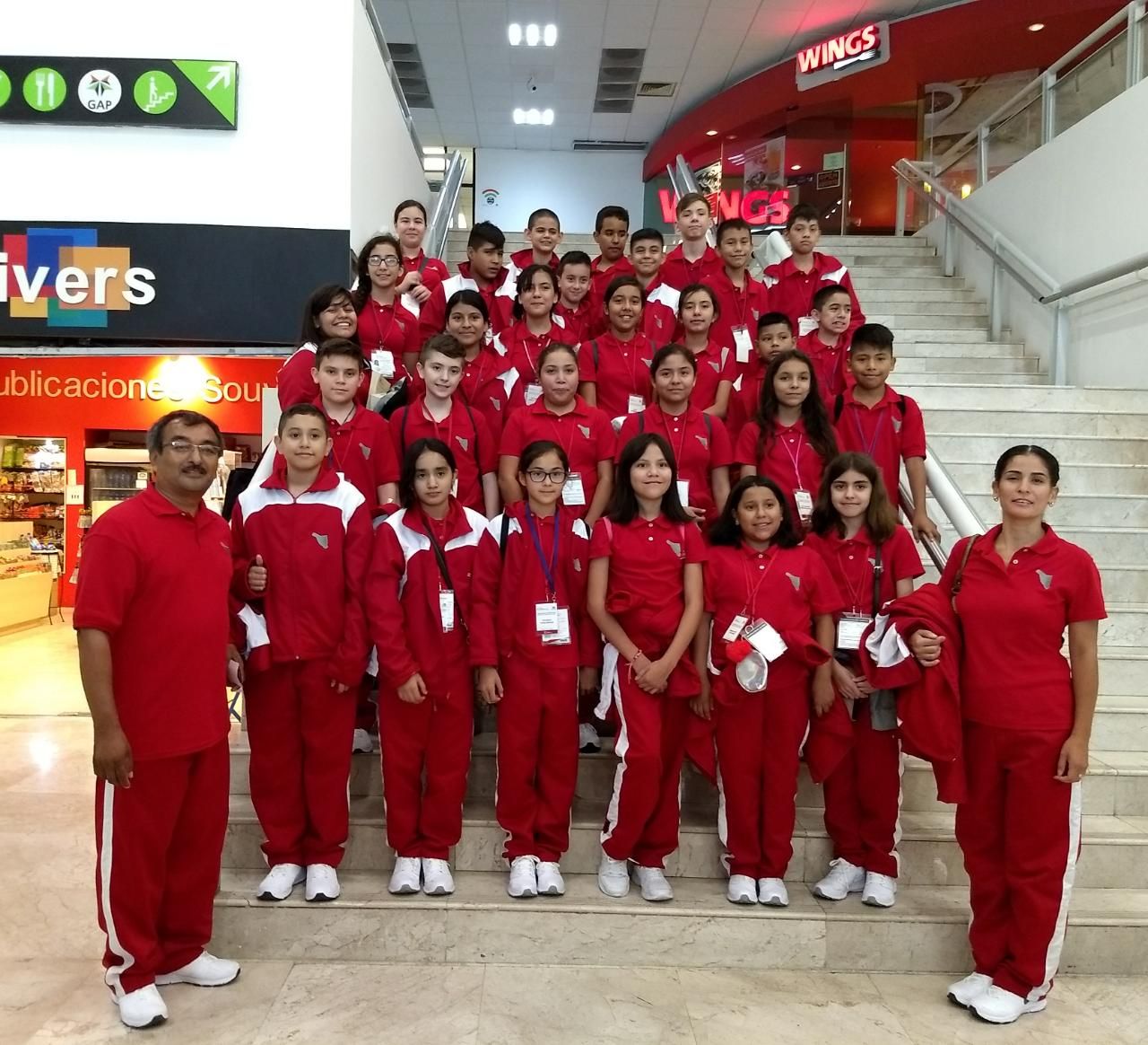 Delegación Sonora de Olimpiadas del Conocimiento llega a Ciudad de México
