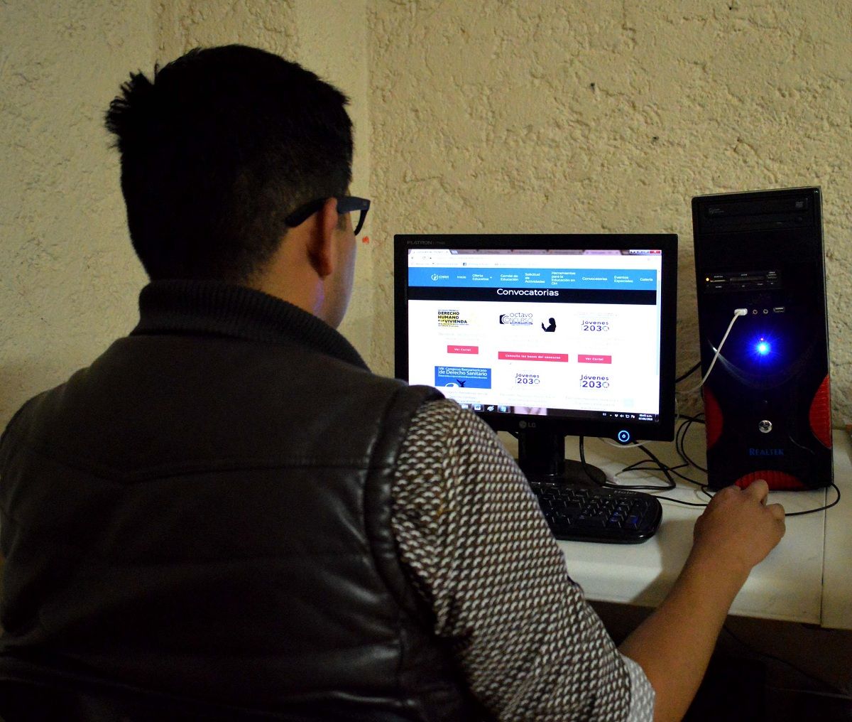 En Chimalhuacán, Defensoría municipal y CNDH imparten cursos en línea